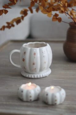 Large Pumpkin Mug – White AutumnArt 2