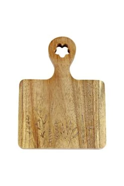 Engraved Flower Square Chopping Board – Small Natural -Pretty Little Home IMG 0124