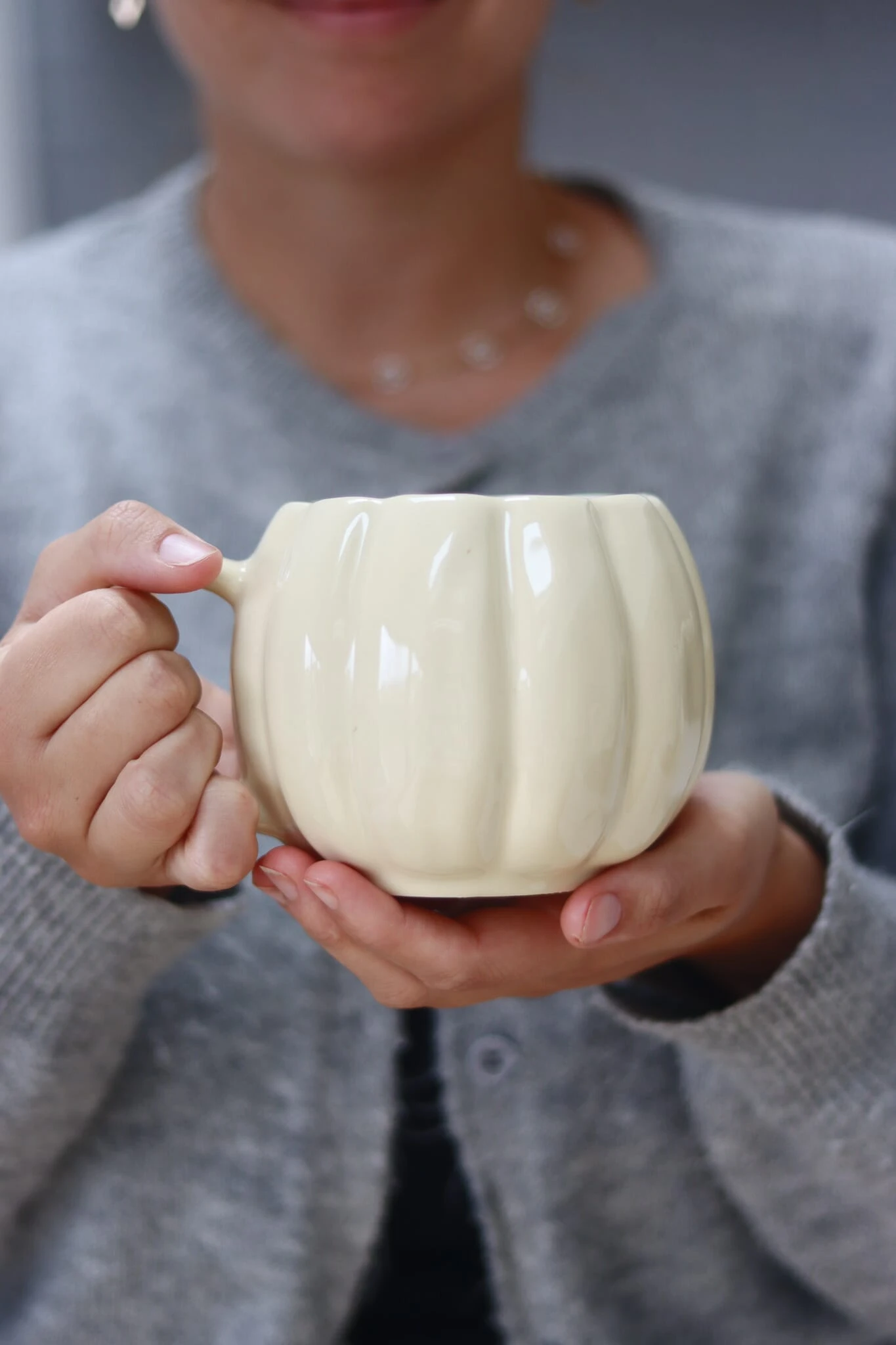 Large Pumpkin Mug – Beige 1 Large Pumpkin Mug – Beige