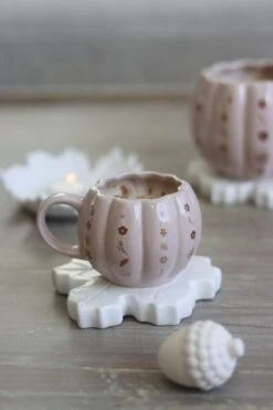 Engraved Flower Square Chopping Board – Small Black -Pretty Little Home IMG 0433