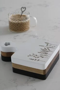 Engraved Flower Square Chopping Board – Small White