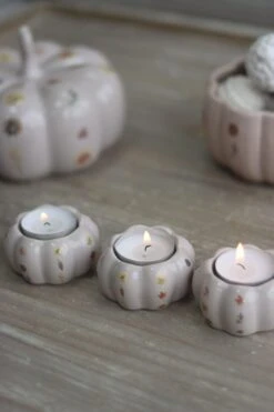 Set Of 3 Pumpkin Tea Light Holders – Autumn Floral -Pretty Little Home IMG 0859 2
