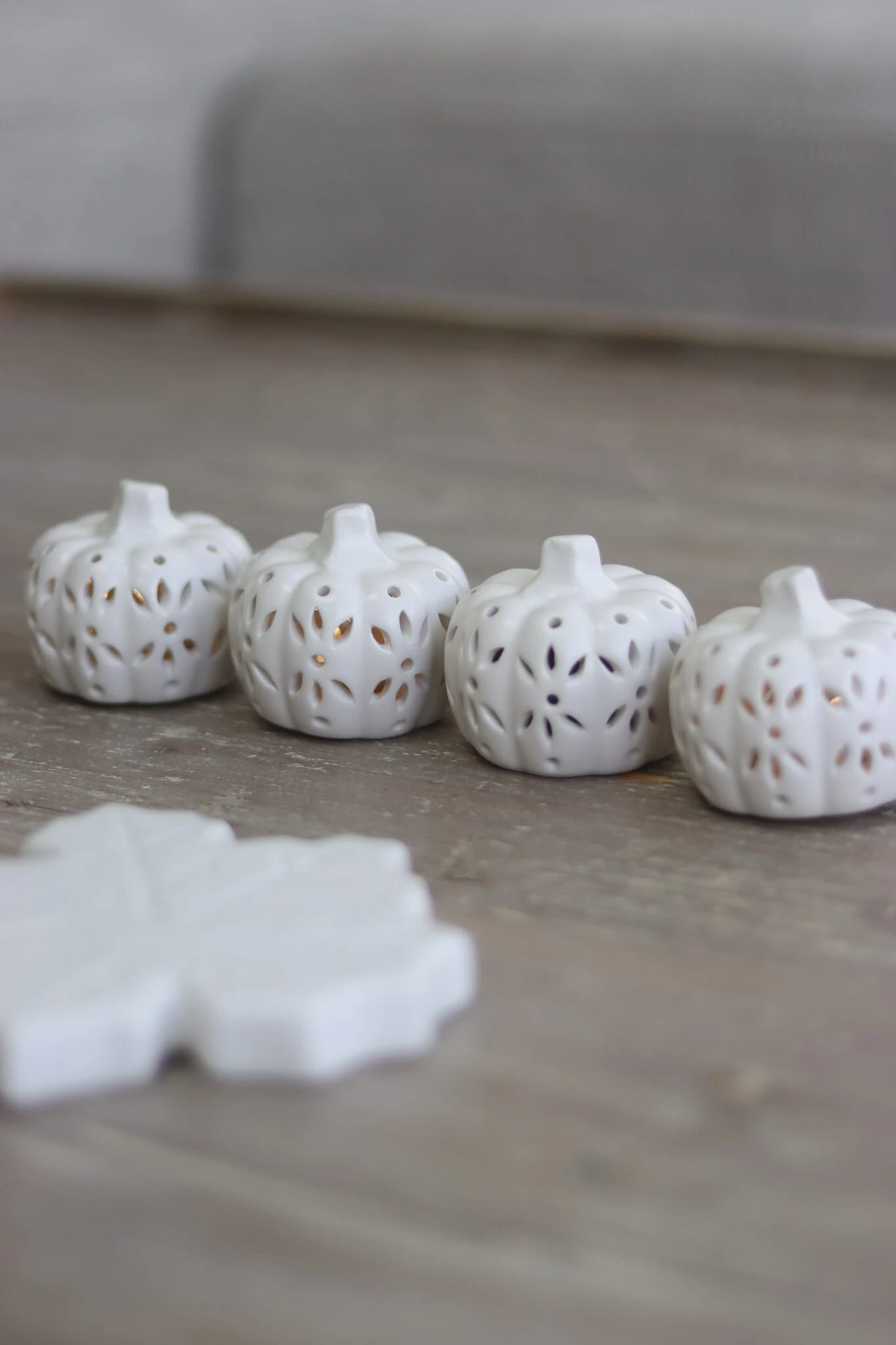 Set Of 4 Tiny LED Ceramic Pumpkins 1 Set Of 4 Tiny LED Ceramic Pumpkins