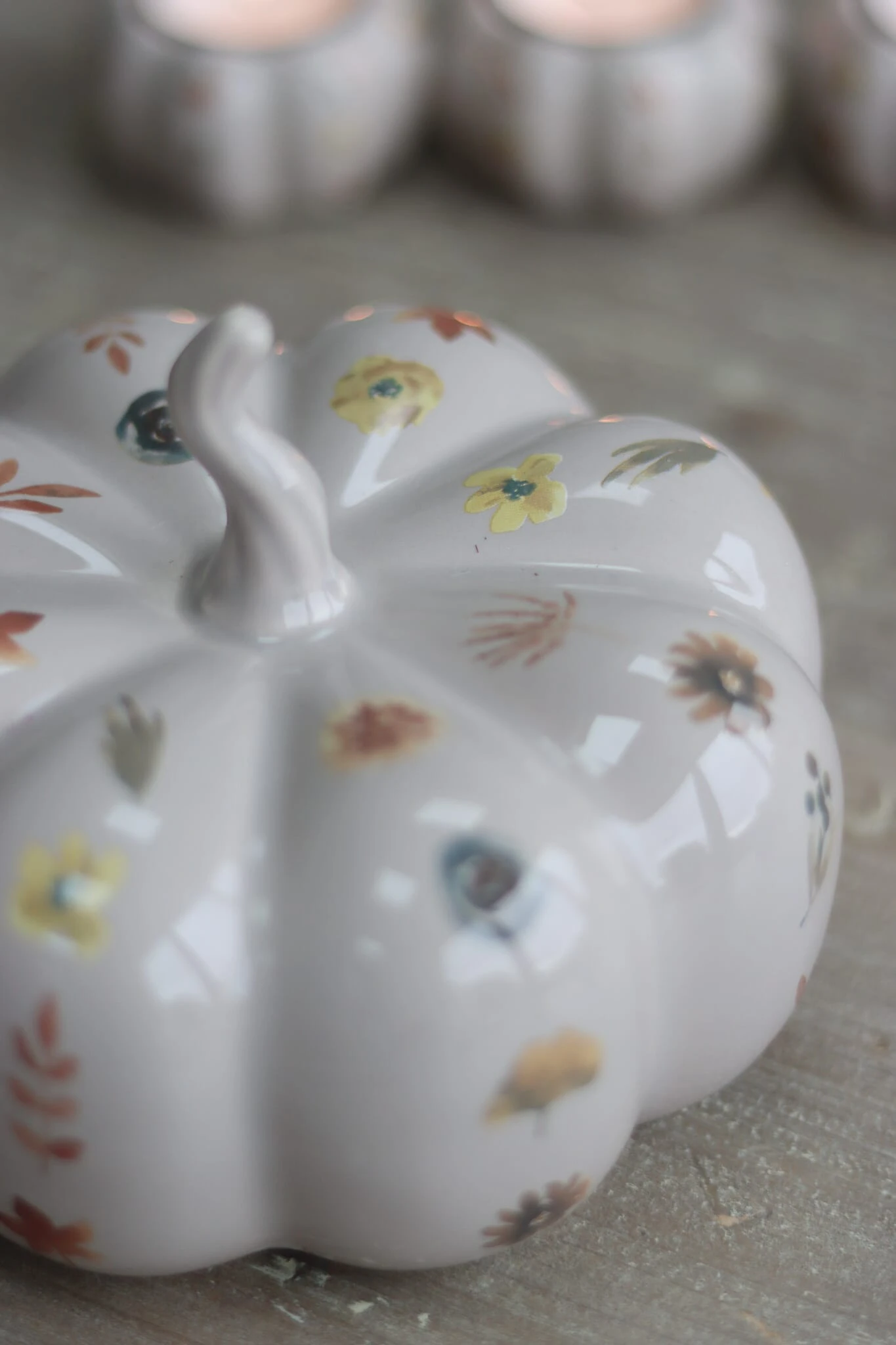 Ceramic Pumpkin Autumn Floral – Large 2 Ceramic Pumpkin Autumn Floral – Large - Image 2