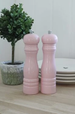 Pink Salt & Pepper Mills – Classic Design