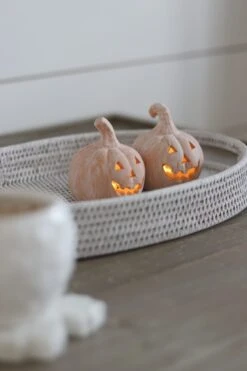 Set Of 2 Jack-O-Lanterns – Small -Pretty Little Home IMG 1108 2