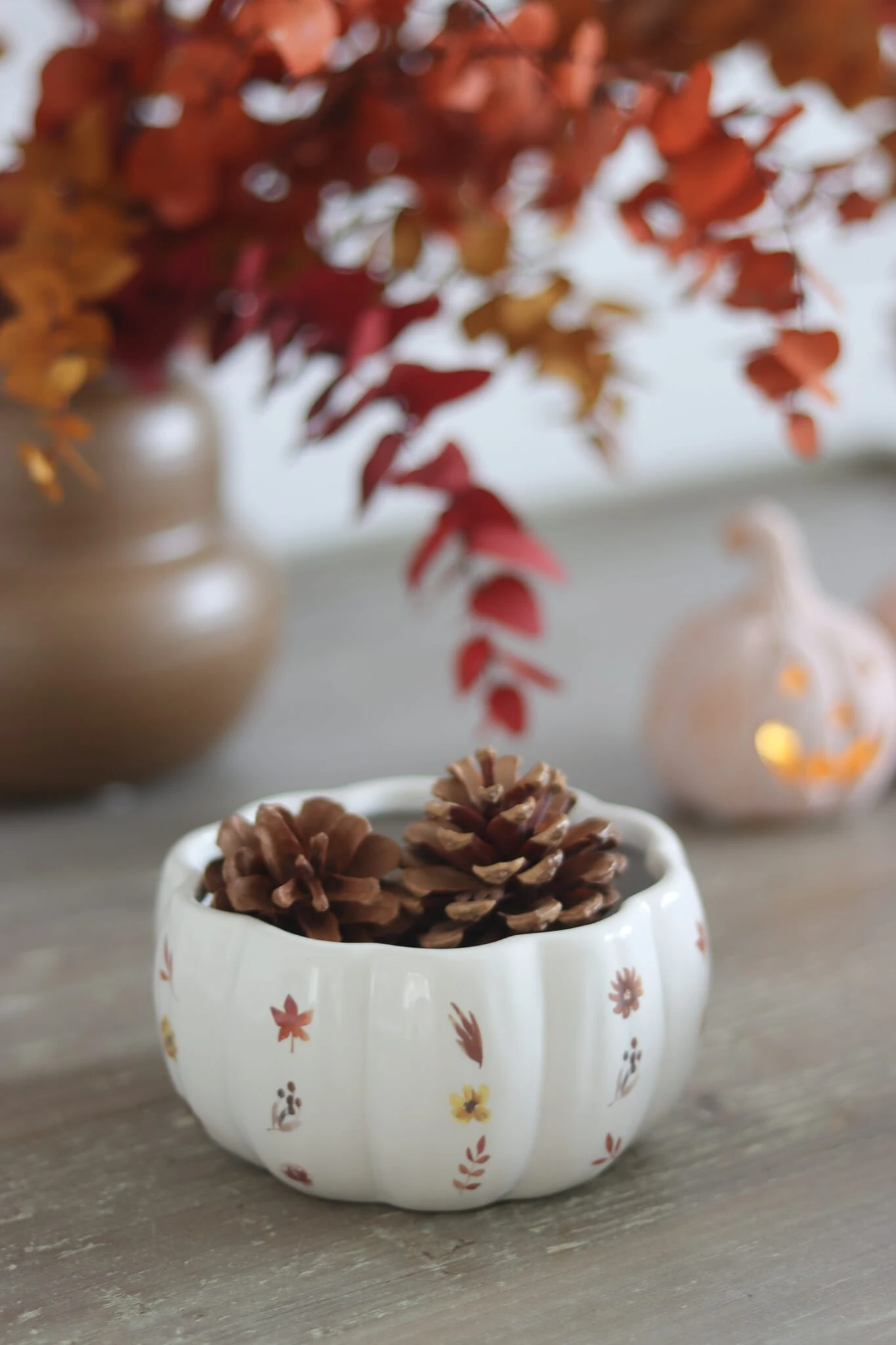 Ceramic Pumpkin Bowl – White Floral 1 Ceramic Pumpkin Bowl – White Floral
