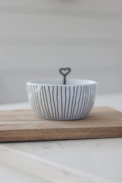 Ceramic Bowl – Vertical Stripes -Pretty Little Home IMG 1739 2
