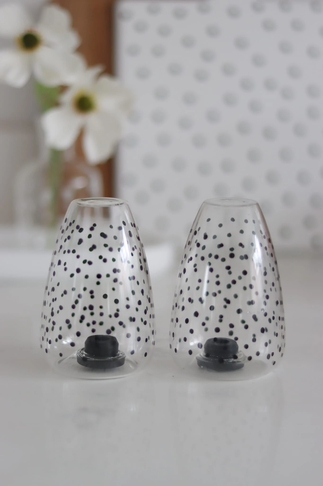 Glass Salt And Pepper Shakers/Black Polka Dot 3 Glass Salt And Pepper Shakers/Black Polka Dot - Image 3