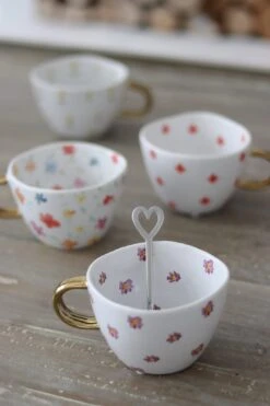 Irregular Flower Mug- Lavender -Pretty Little Home IMG 3799 2