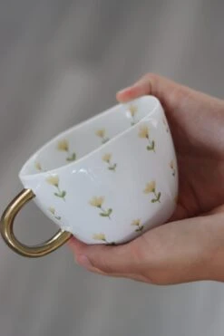 Irregular Flower Mug- Early Autumn -Pretty Little Home IMG 3812 2