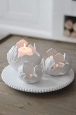 Set Of 3 Leaf Candle Holders