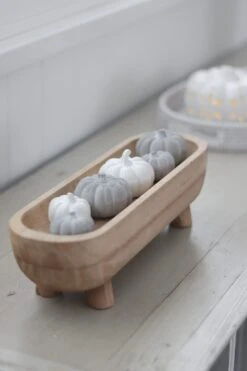 Paulownia Tray On Legs – Natural