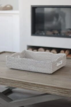 Rattan Tray – Scalloped/White -Pretty Little Home IMG 5869 2
