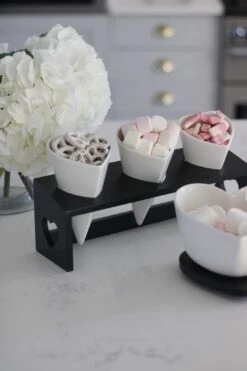 Ceramic Heart Snacking Station 3 Cones – Black -Pretty Little Home IMG 6964