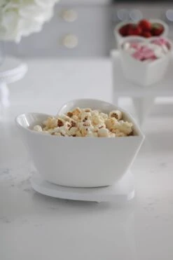 Heart Serving Bowl – White -Pretty Little Home IMG 7176