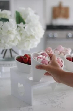 Ceramic Heart Snacking Station – White -Pretty Little Home IMG 7184