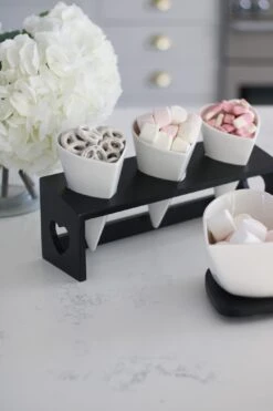 Ceramic Heart Snacking Station 3 Cones – Black -Pretty Little Home aqIMG 6971