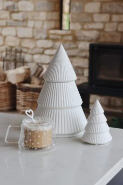 Fluted Ceramic Christmas Tree – Jar -Pretty Little Home fjimage00091