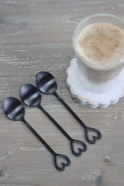 Set Of 3 Heart Latte Spoons – Black