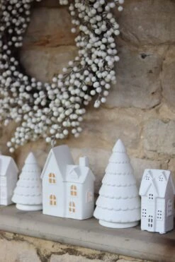 Scalloped Ceramic Christmas Tree – Medium -Pretty Little Home msimage00055