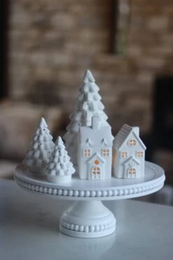 Set Of 2 Snowy LED Houses -Pretty Little Home shimage00069