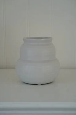 Irregular White Ceramic Vase -Pretty Little Home wvDSC08586 2